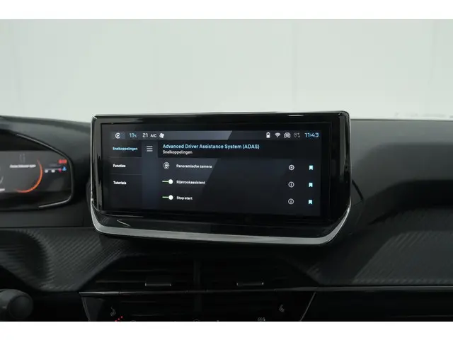 Peugeot 208 PureTech 100 Allure 2024 Benzine 62