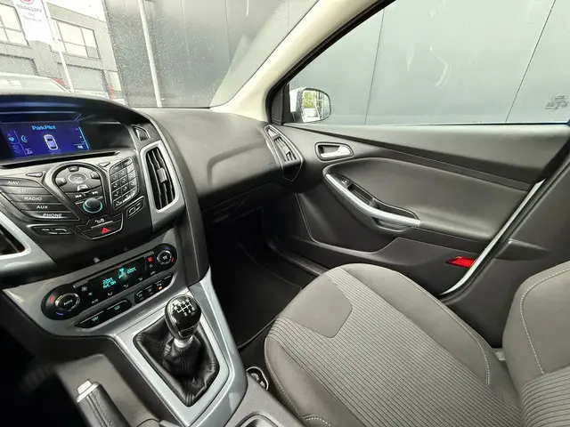 Ford Focus Wagon 1.0 EcoBoost Edition Plus 2014 Benzine 28