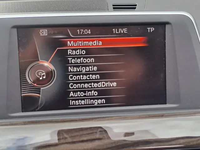 BMW X1 sDrive18i High Executive 2017 Benzine 18