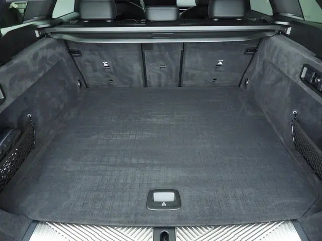 BMW 5 Serie Touring 530e 2024 Hybride Benzine 9