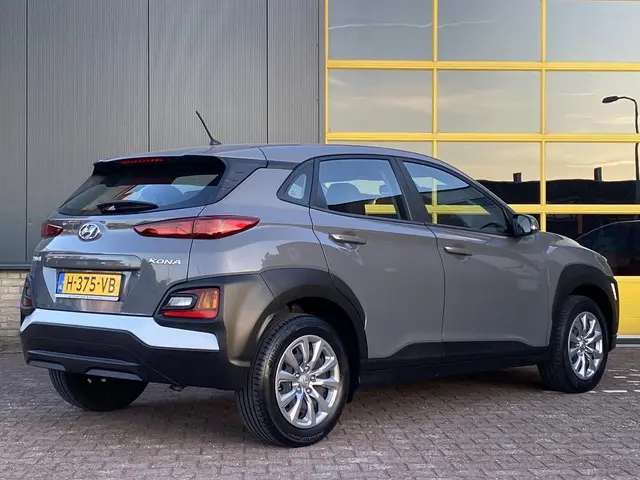 Hyundai Kona 1.0 T-GDI i-Drive 2020 Benzine 4