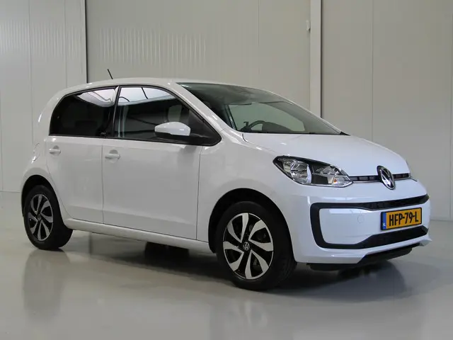 Volkswagen up! 1.0 Active 5drs. Clima | Apps 2021 Benzine