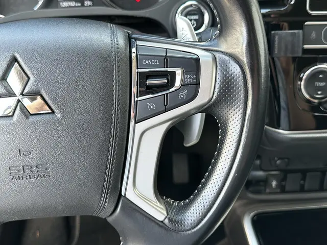 Mitsubishi Outlander 2.4 PHEV Pure+ 2019 Hybride Benzine 15