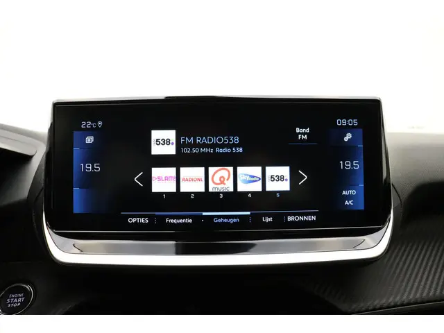 Peugeot 2008 1.2 PureTech Allure Pack 2022 Benzine 21