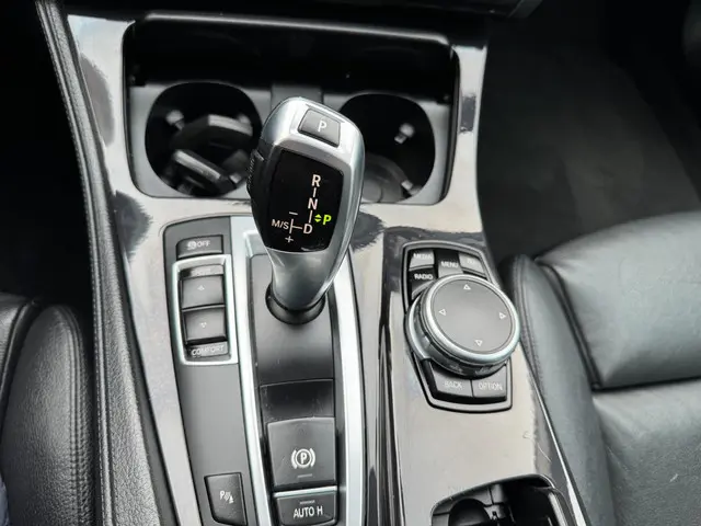 BMW 5 Serie 520i High Executive AUTOMAAT!! 2015 Benzine 15