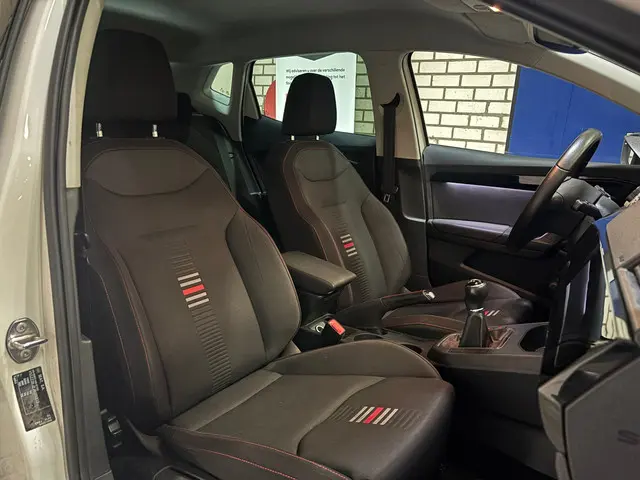 SEAT Ibiza 1.0 TSI FR Business Intense 2017 Benzine 14