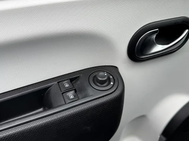 Renault Twingo 1.0 SCe Collection 2017 Benzine 9