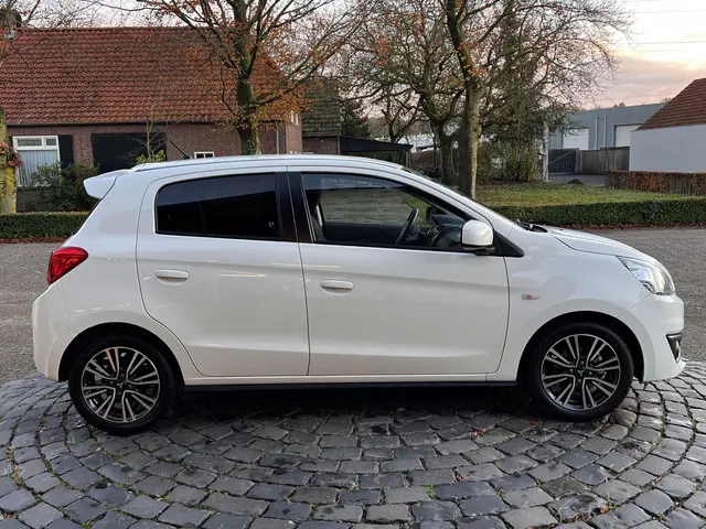 Mitsubishi Space Star 1.2 Invite 2019 Benzine 5