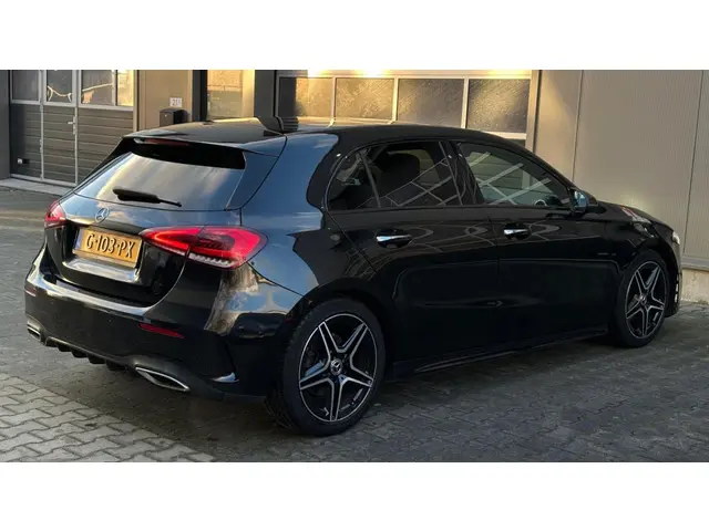 Mercedes-Benz A-Klasse 200 Bns Sol. AMG 2018 Benzine 9