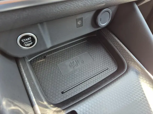 Nissan QASHQAI 1.3 MHEV Xtronic N-Connecta 2025 Benzine 36