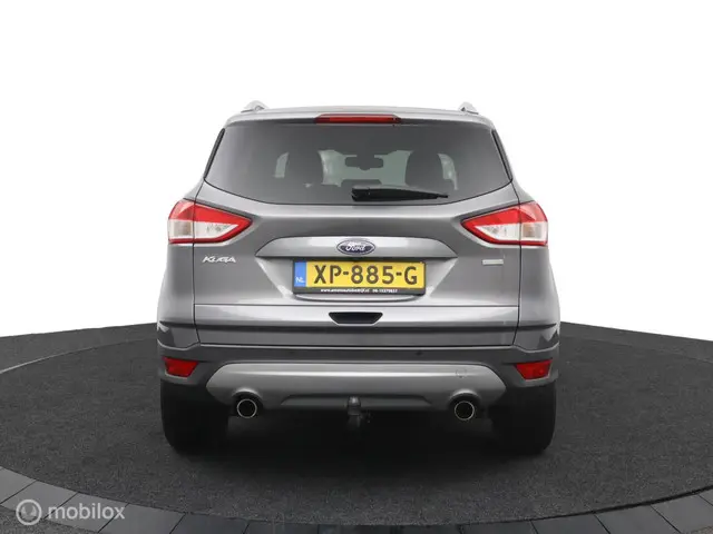 Ford Kuga 1.6 Titanium Plus 2014 Benzine 35