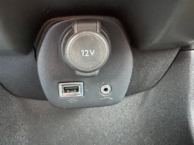 Peugeot 108 1.0 e-VTi Active 2015 Benzine 8
