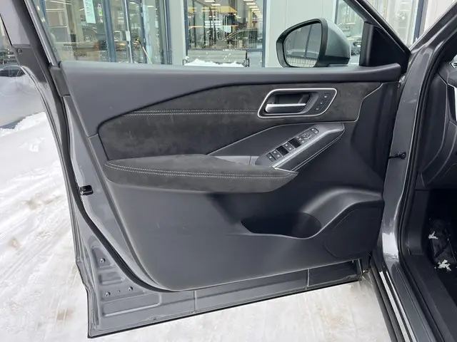 Nissan QASHQAI 1.3 MHEV Xtronic Tekna Plus 2025 Benzine 12