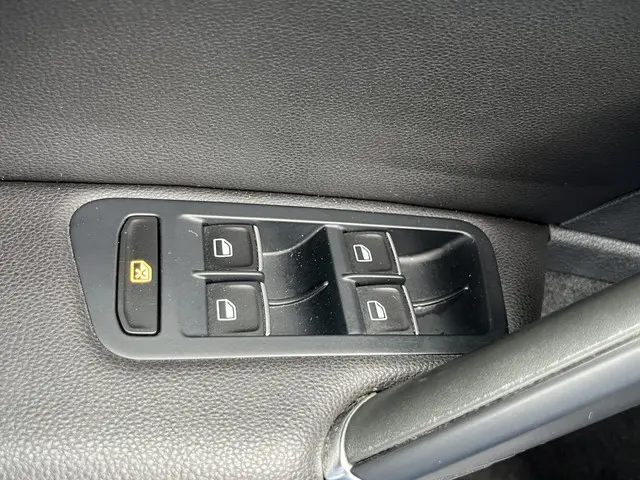 Volkswagen Golf 1.2 TSI Business Edition 2015 Benzine 37