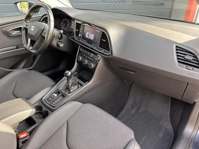 SEAT Leon 1.5 TSI FR 2020 Benzine 13