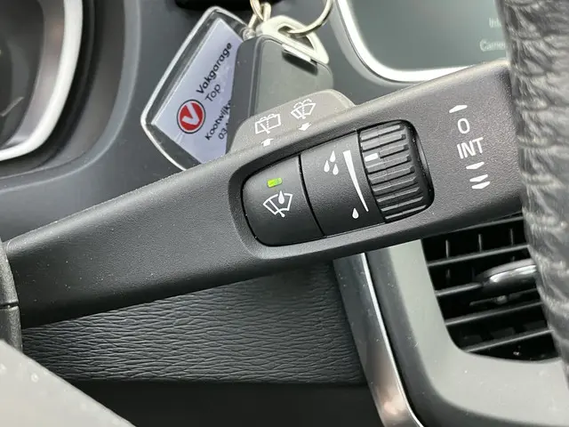 Volvo V40 Cross Country 1.5 T3 Summum 2016 Benzine 30