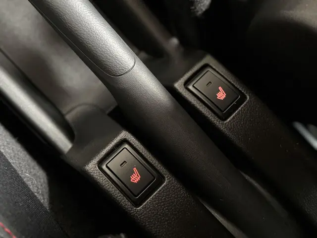 Suzuki Swift 1.4 Sport Smart Hybrid 2022 Benzine 17