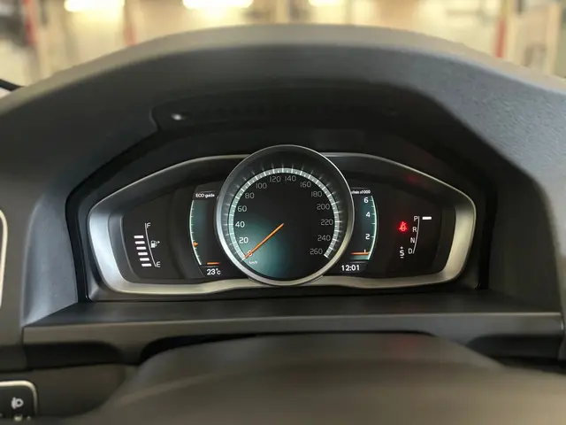 Volvo V60 1.5 T2 Nordic NAVI|100D.KM|17"LMV 2017 Benzine 11