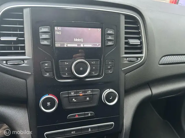 Renault Mégane Estate 1.2 TCe Limited * AIRCO * 2018 Benzine 11