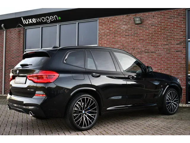 BMW X3 xDrive30i M-Sport 2018 Benzine 52