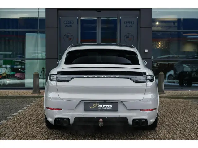 Porsche Cayenne Coupé 3.0 E-Hybrid 2020 Hybride Benzine 20