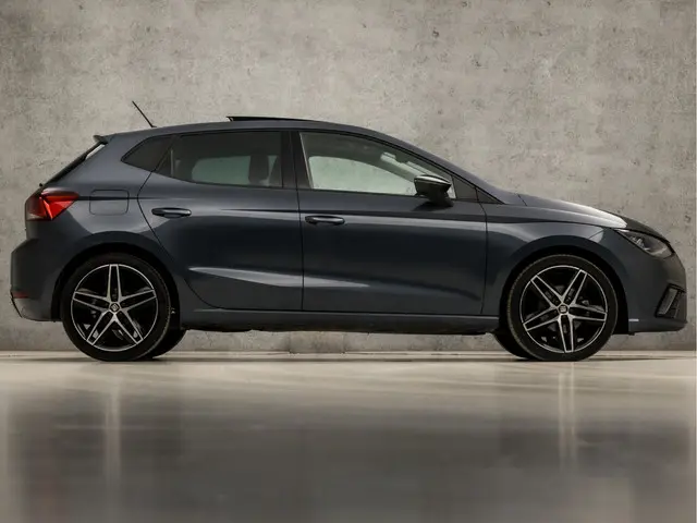 SEAT Ibiza 1.0 TSI FR Intense Sport 2018 Benzine 4