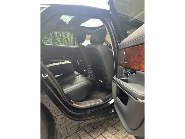 Jaguar XJ 5.0 V8 SC Supersport 2013 Benzine 24
