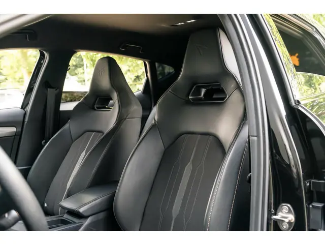 CUPRA Formentor 2.0 TSI 4DRIVE Beats Camera 2021 Benzine 37