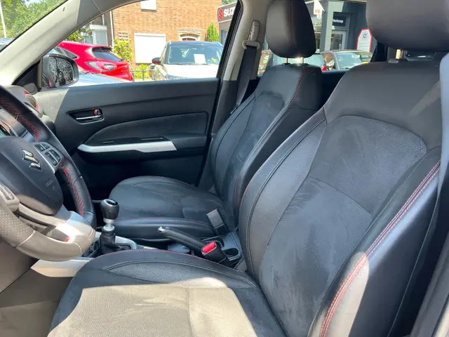 Suzuki Vitara 1.4 S 140 pk 2016 Benzine 12