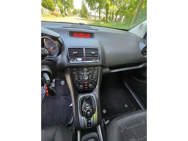 Opel Meriva 1.4 Turbo Anniversary Edition 2012 Benzine 18