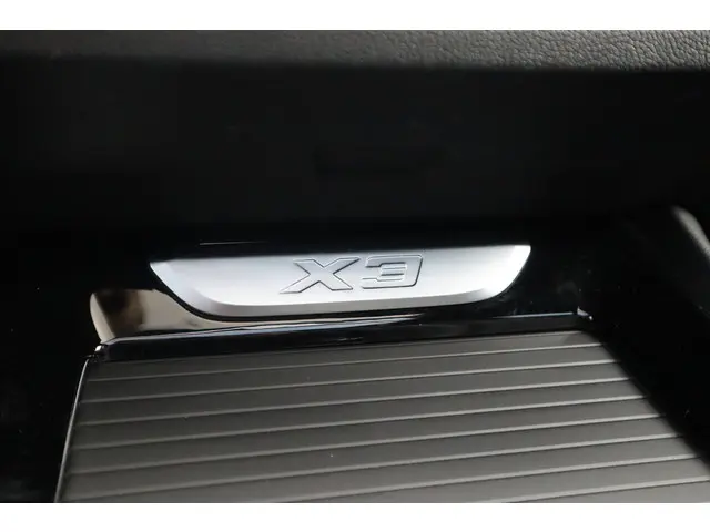 BMW X3 xDrive30e High Executive 2022 Hybride Benzine 28
