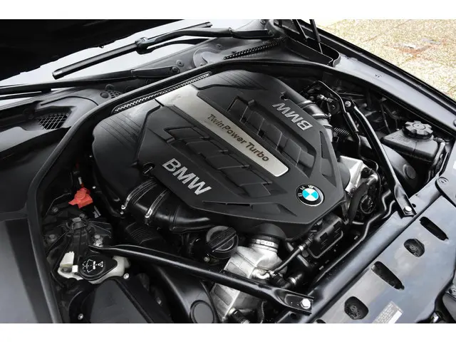 BMW 5 Serie 550i MOTOR PROBLEEM electronic 2013 Benzine 45