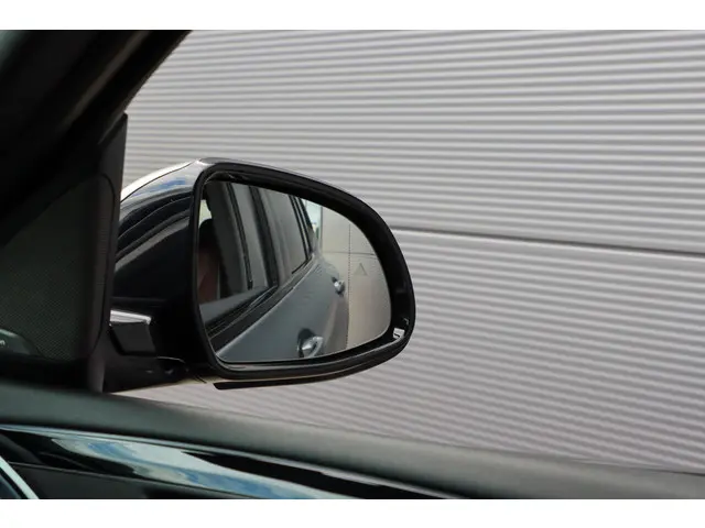 BMW X3 xDrive30e High Executive 2023 Hybride Benzine 50