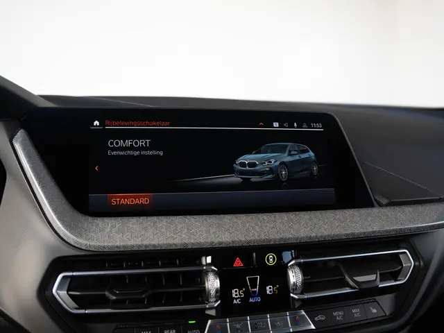 BMW 1 Serie 116i 2021 Benzine 22