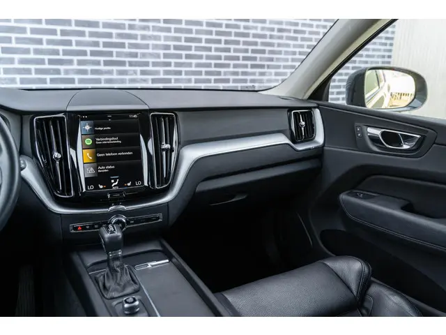 Volvo XC60 T5 Momentum 2018 Benzine 39