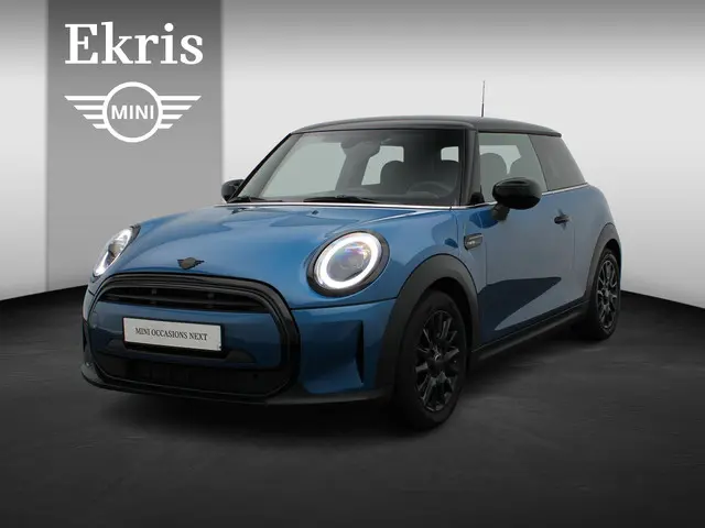 MINI 3-Deurs Cooper 2023 Benzine