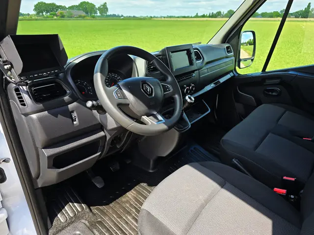 Renault Master T35 2.3 dCi Lowliner 2023 Diesel 20