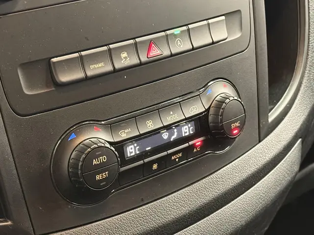 Mercedes-Benz Vito 114 CDI Lang 2024 Diesel 35