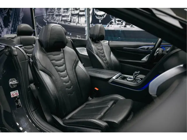 BMW 8 Serie M850i xDrive High Executive 2019 Benzine 22