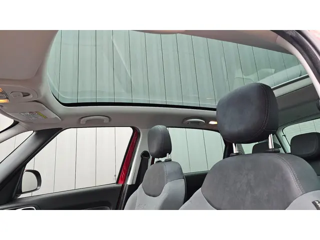Fiat 500L 0.9 Lounge 105Pk Pano, 48.000km!!!! NAP !! 2015 Benzine 9