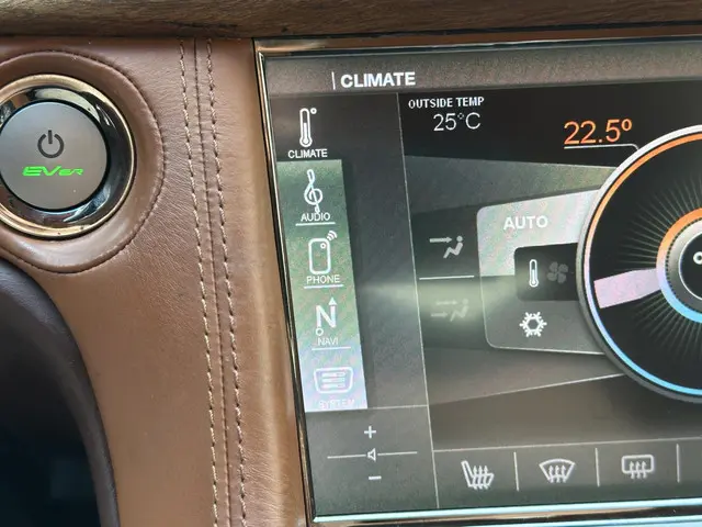 Fisker Karma 2.0 EcoSport 2013 Hybride Benzine 41
