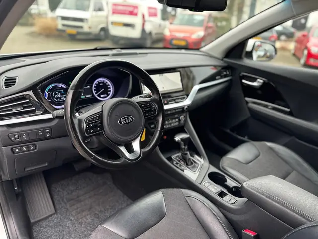 Kia Niro 1.6 GDi PHEV ExecutiveLine 2021 Hybride Benzine 8