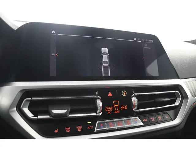 BMW 3 Serie 330i High Executive 2020 Benzine 7