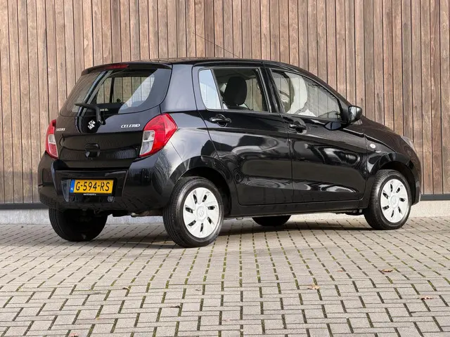 Suzuki Celerio 1.0 Comfort / Automaat / Airco / 2018 Benzine 18