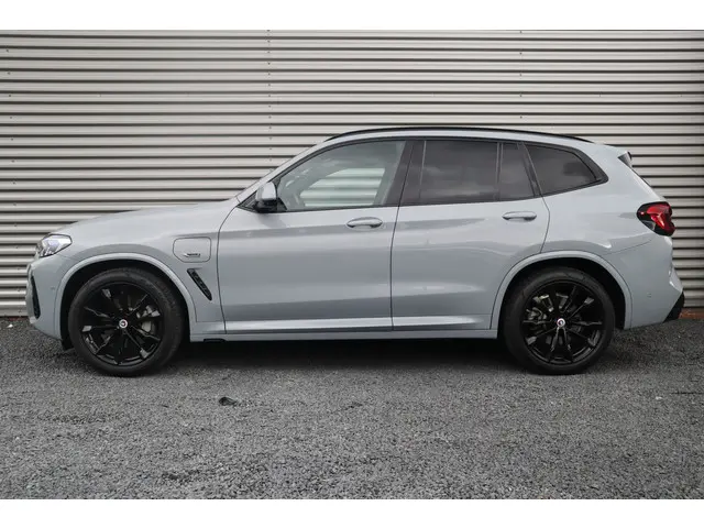 BMW X3 2