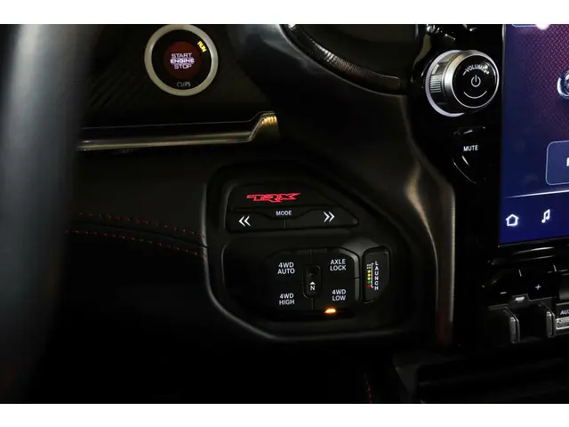 Dodge Ram 1500 4X4 6.2 V8 4x4 Crew Cab TRX 2022 Benzine 39