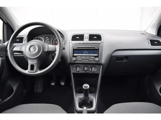 Volkswagen Polo 1.2 TSi 5Drs Comfortline 2012 Benzine 6