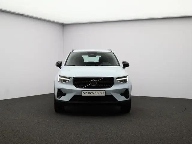 Volvo XC40 2.0 B4 Plus Dark 2024 Benzine 33
