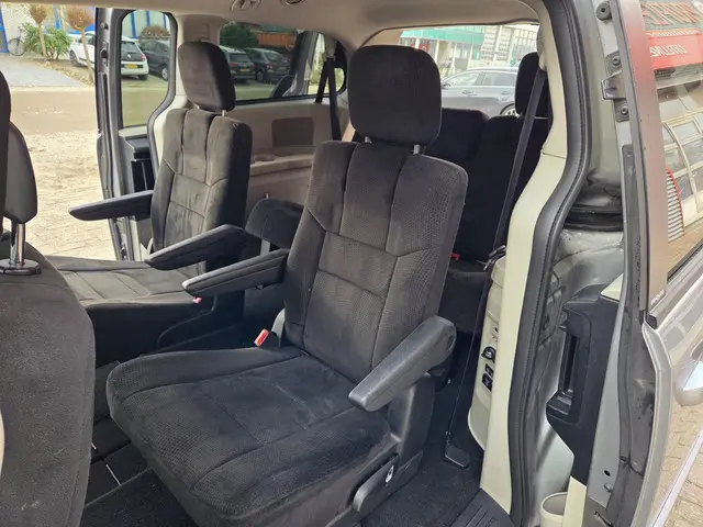 Dodge Grand Caravan 3.6 V6 2013 Benzine 21