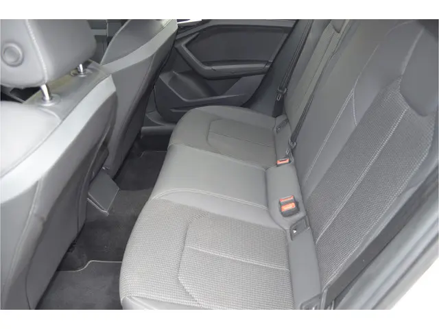 Audi A1 Sportback 35 TFSI edition one 2020 Benzine 15
